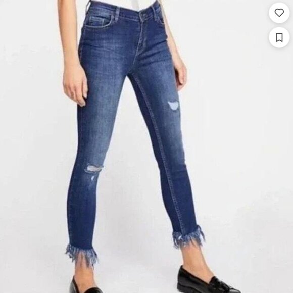 Free People Great Heights Frayed Skinny Jean - Picture 2 of 16